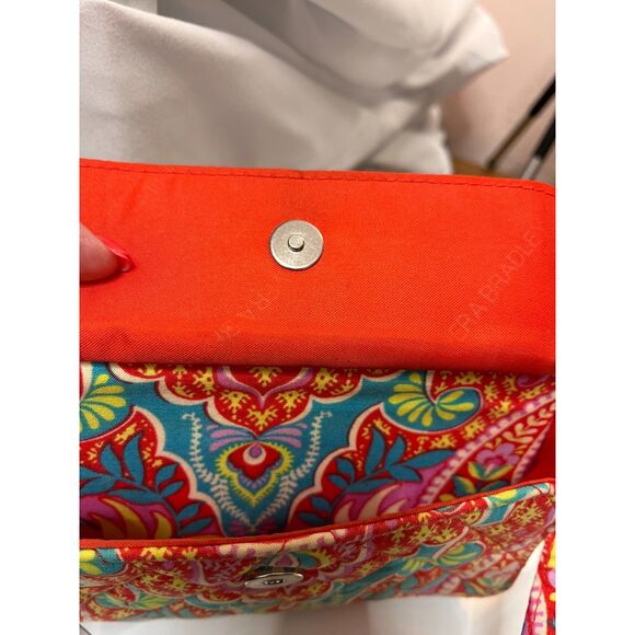 Vera Bradley Retired Print 2016 Paisley in Paradise  Crossbody wristlet - Picture 10 of 13